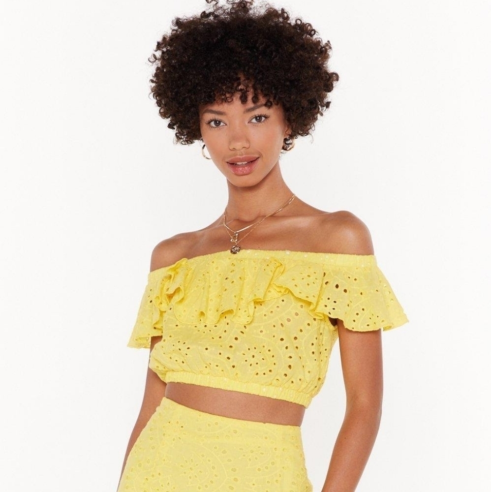 Nasty Gal  Off-the-Shoulder Crop Top